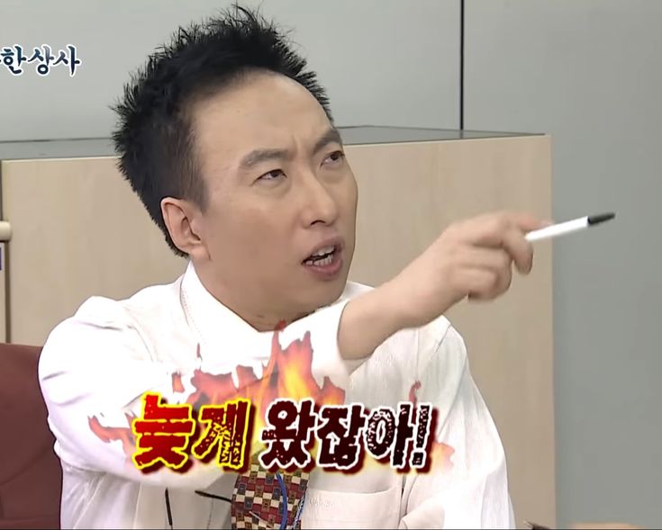 버스를 타고 이동합니다.